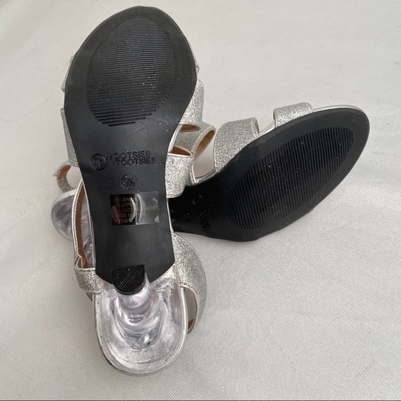 Mootsie Tootsie silver glittery strappy sandal heels - Picture 7 of 8